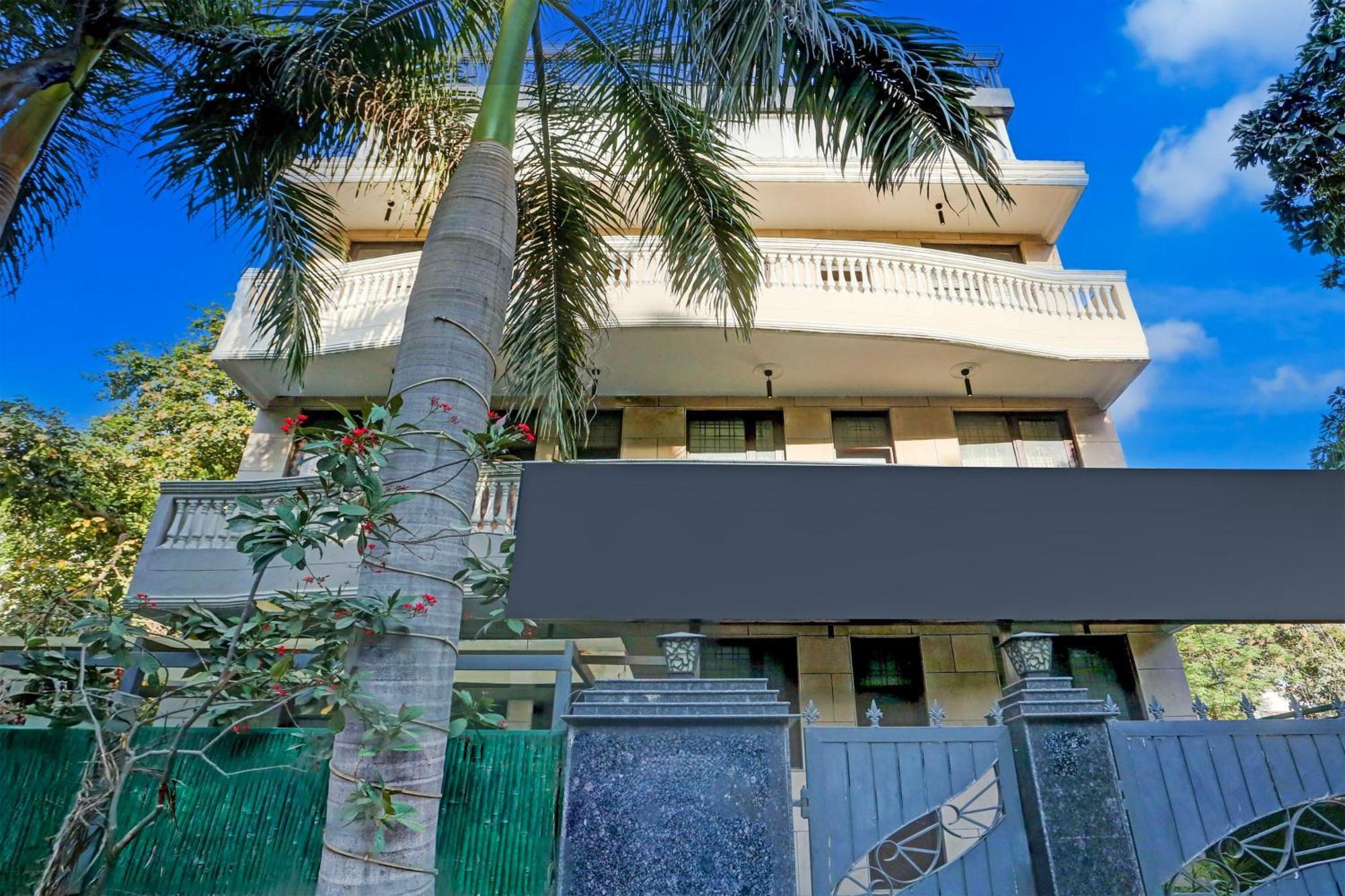 גורגאון Super Townhouse Sushant Lok Phase 1 Formerly Hotel Neven מראה חיצוני תמונה